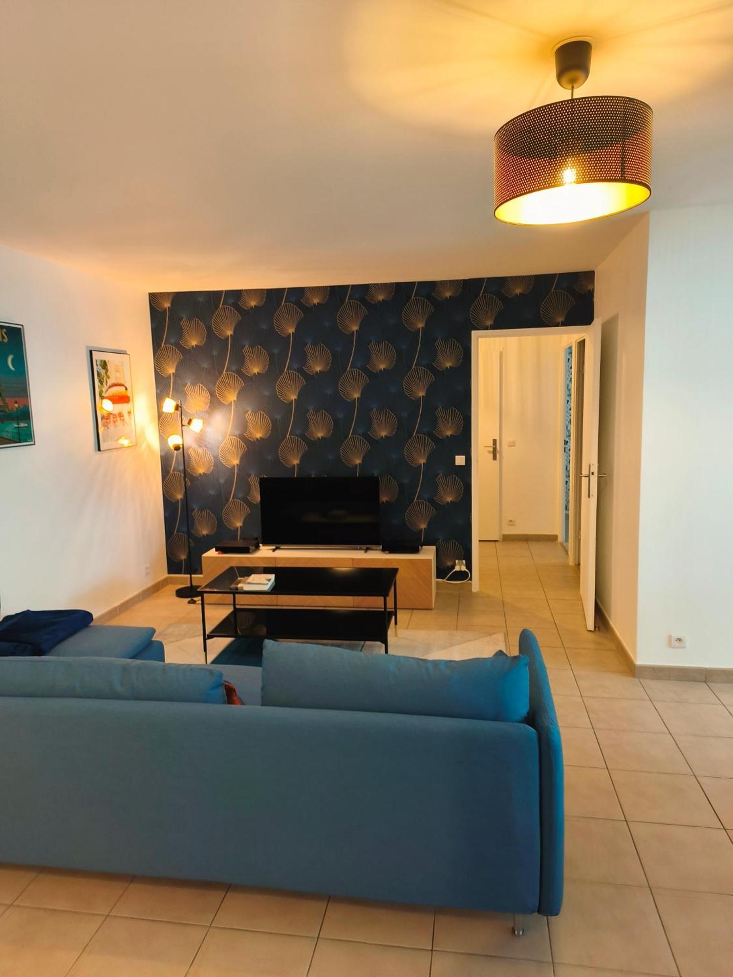Neuf, Calme, 10 Minutes Du Centre De Paris Apartamento Saint-Denis-en-Margeride Exterior foto